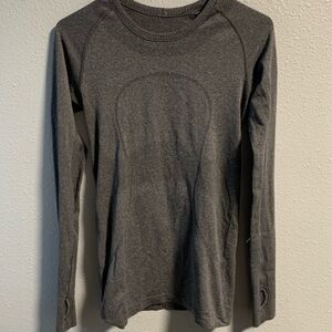 lululemon athletica Gray Long Sleeve Tee